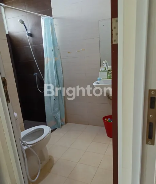 image RUMAH 2 LANTAI DI CLUSTER EKSKLUSIF TELAGA GOLF – LOKASI STRATEGIS, LINGKUNGAN PREMIUM (5)