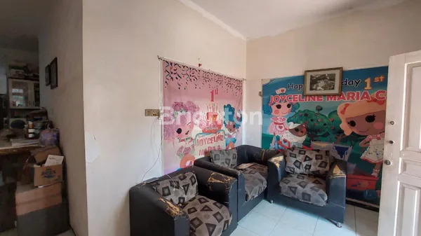 image RUMAH HOOK HITUNG TANAH DI BOULEVARD WONOREJO PERMAI - COCOK UNTUK DIBANGUN RUMAH BARU (2)