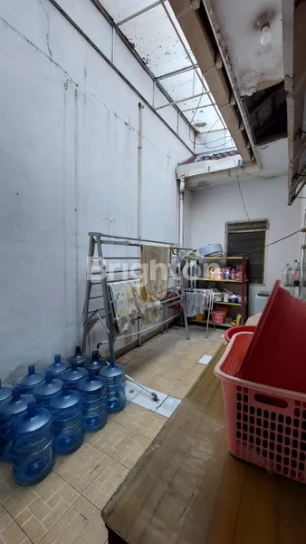 image RUMAH HOOK HITUNG TANAH DI BOULEVARD WONOREJO PERMAI - COCOK UNTUK DIBANGUN RUMAH BARU (4)