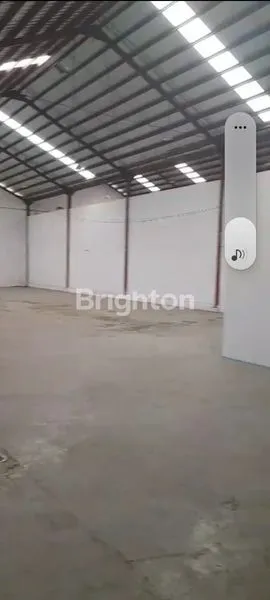 image DISEWAKAN GUDANG BESAR PARKIRAN LUAS LOKASI KARIANGAU  (2)