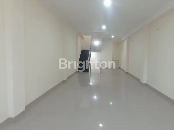 image RUKO 100% BARU 3 LANTAI ADA ROOFTOP SIAP PAKAI DI PONDOK GEDE JAKARTA TIMUR (4)