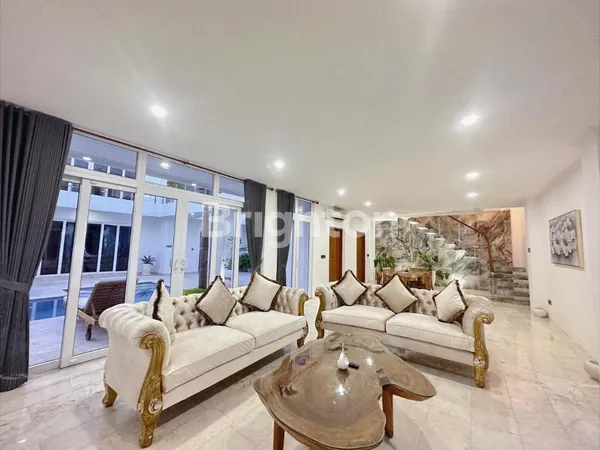 image LEASEHOLD 27 HALF YEARS MODERN VILLA IN RAYA TUMBAK BAYUH, CANGGU FURNISHED (3)