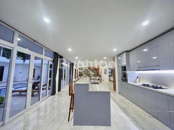 image LEASEHOLD 27 HALF YEARS MODERN VILLA IN RAYA TUMBAK BAYUH, CANGGU FURNISHED (4)