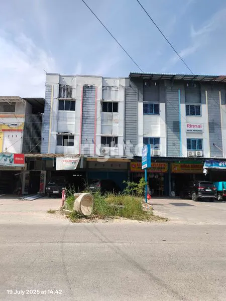 image RUKO 3 LANTAI SEPAKAT (1)