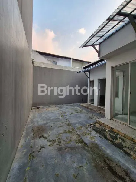 image RUMAH ICON COSMO SIAP HUNI (5)