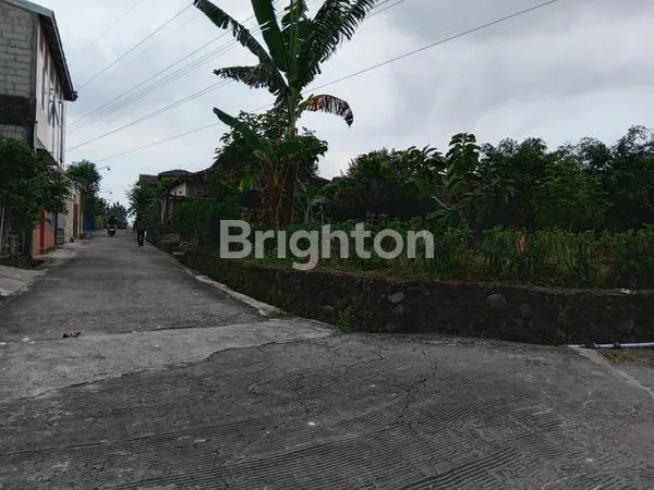 image TANAH HOEK LUAS 860 M² DI UTARA TAMAN JAYA WIJAYA MOJOSONGO (1)