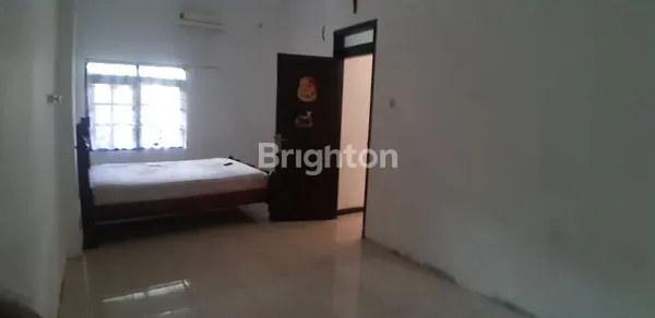 image RUMAH 2 LANTAI SIAP HUNI SELOMAS TIMUR SEMARANG UTARA (5)