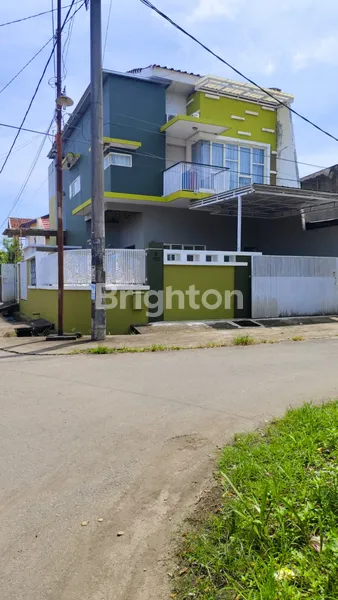 image DIJUAL RUMAH DI  JL DAHLIA KOMPLEKS SULTAN HASANUDDIN  (1)