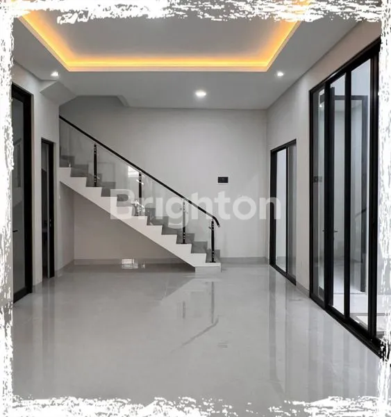 image MOCCA VRBANA BARU GRESS MODERN MINIMALIS (3)