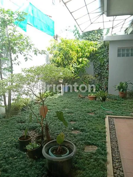 image RUMAH MEWAH FULL FURNISH 4KT DEKAT MARANATHA (6)