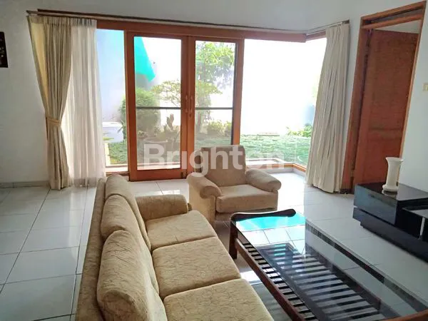 image RUMAH MEWAH FULL FURNISH 4KT DEKAT MARANATHA (4)