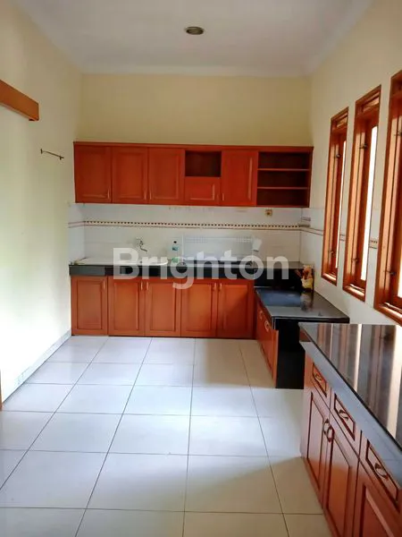 image RUMAH MEWAH FULL FURNISH 4KT DEKAT MARANATHA (3)