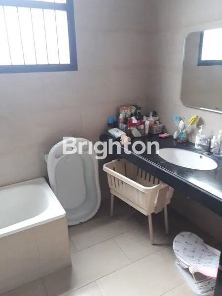 image RUMAH MODERN MINIMALIS 2 LT MANYAR JAYA (3)