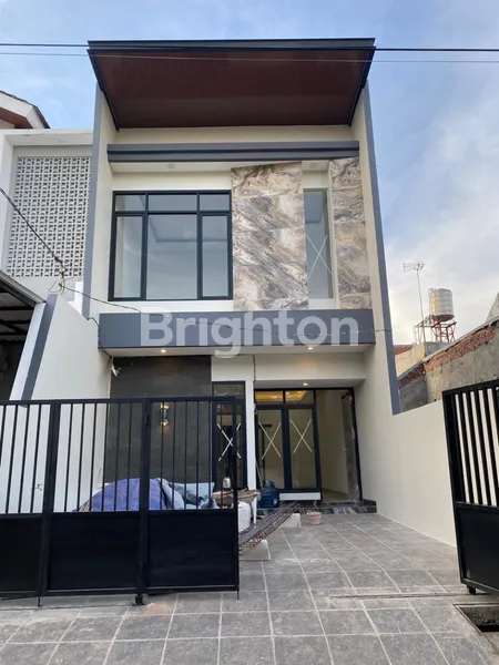 image RUMAH BARU MODERN MINIMALIS BAGUS 3 KAMAR DI RUNGKUT - LAYOUT LEGA (1)