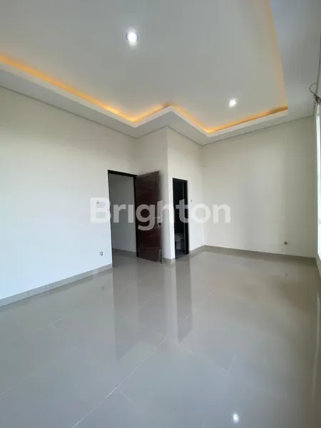 image RUMAH BARU MODERN MINIMALIS BAGUS 3 KAMAR DI RUNGKUT - LAYOUT LEGA (5)