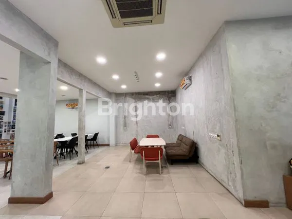 image RUMAH DI JALAN RAMAI GADING SERPONG UNTUK USAHA (3)