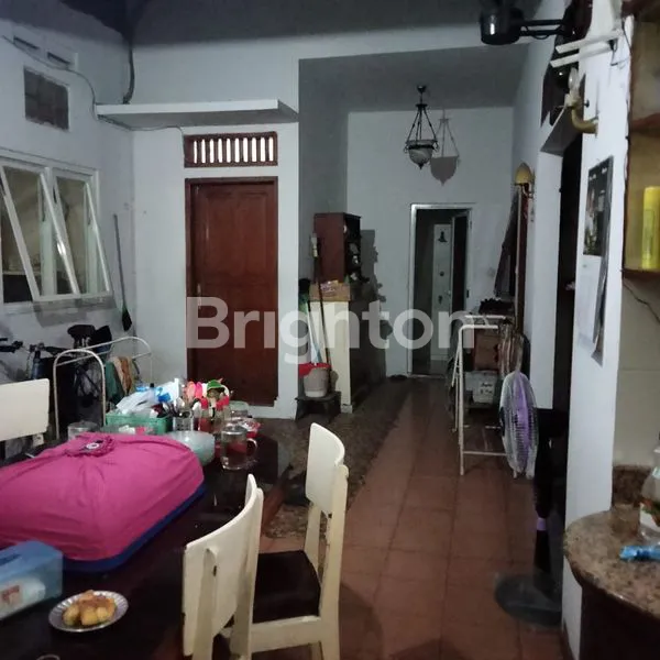 image RUMAH HOEK POS PENGUMBEN KOMPLEK PERTAMBANGAN JAKARTA BARAT (5)