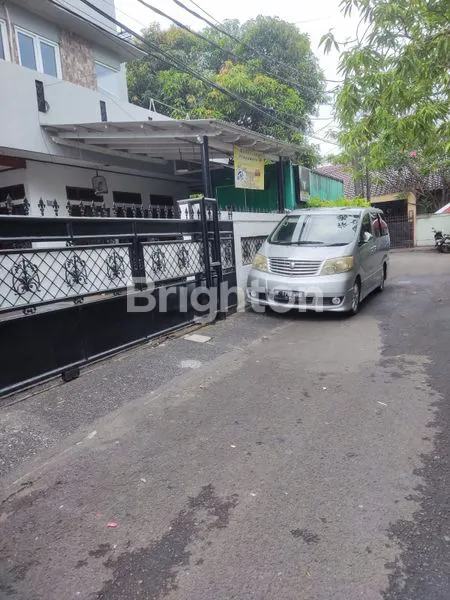 image RUMAH HOEK POS PENGUMBEN KOMPLEK PERTAMBANGAN JAKARTA BARAT (2)