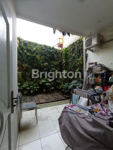 image RUMAH KULDESAK LOKASI STRATEGIS SRENGSENG (7)