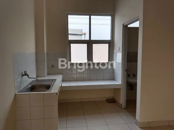 image RUKO FRANKFURT 2 MUKA HADAP JALAN GADING SERPONG (7)