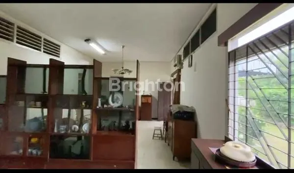 image DIJUAL RUMAH LUAS DI CAKRAWALA  (2)