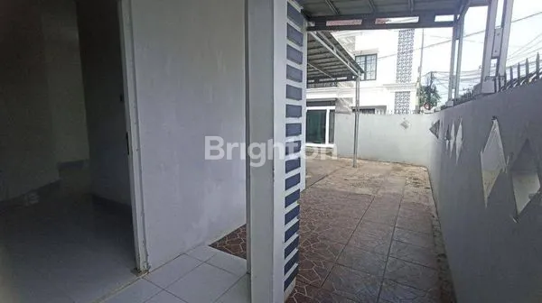 image RUMAH SIAP HUNI DI PERMATA DEPOK REGENCY (3)