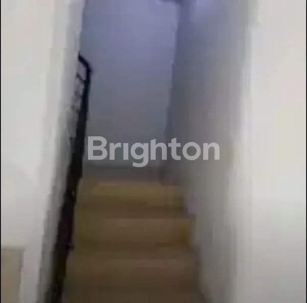 image RUKO BULEVAR HIJAU 3 LANTAI (6)