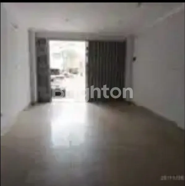 image RUKO BULEVAR HIJAU 3 LANTAI (4)