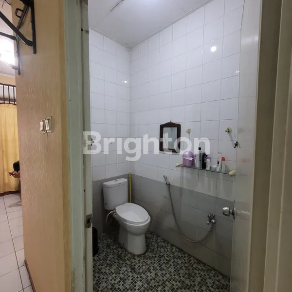 image RUMAH 2 LANTAI SIAP HUNI DI GADING SERPONG TERMURAH DI SEKTOR 1E (4)