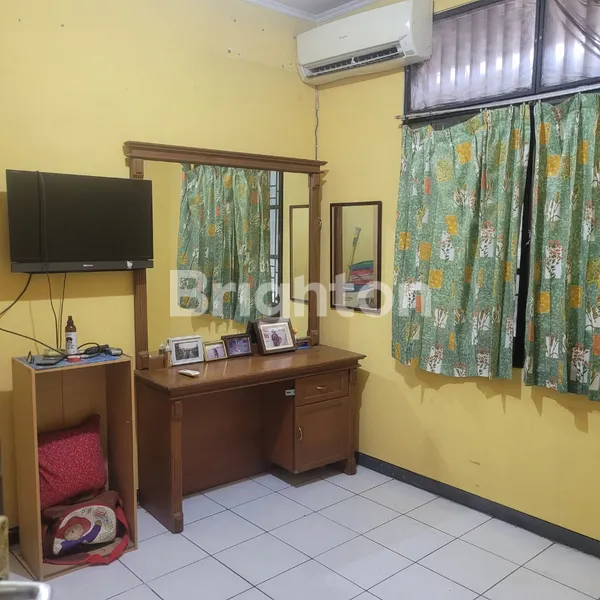image RUMAH 2 LANTAI SIAP HUNI DI GADING SERPONG TERMURAH DI SEKTOR 1E (5)