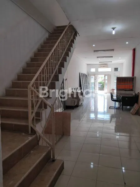 image RUKO 3 LANTAI COCOK UNTUK TEMPAT USAHA DI MEDAN JOHOR  (3)