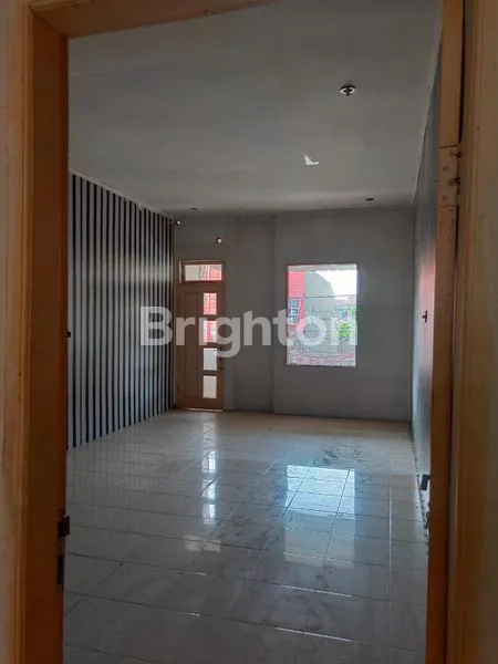 image RUKO 3 LANTAI COCOK UNTUK TEMPAT USAHA DI MEDAN JOHOR  (4)