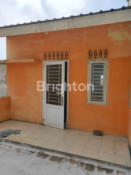 image RUKO 3 LANTAI COCOK UNTUK TEMPAT USAHA DI MEDAN JOHOR  (8)