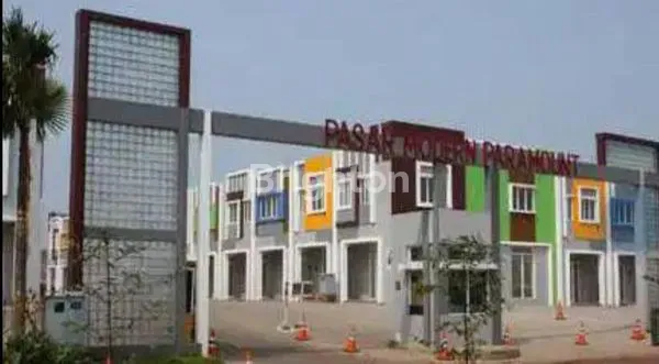 image RUKO 2 LANTAI  LOKASI STRATEGIS DAN RAMAI DI PASAR PARAMOUNT (1)