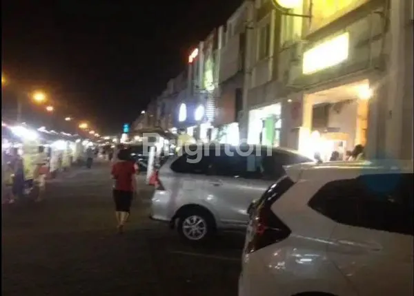 image RUKO 2 LANTAI  LOKASI STRATEGIS DAN RAMAI DI PASAR PARAMOUNT (2)