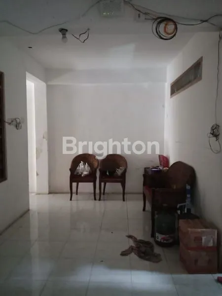 image RUMAH TENGAH KOTA 2 LANTAI NGAGEL WASANA (4)