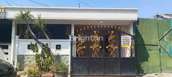 image RUMAH TERAWAT BABATAN PANTAI KENJERAN DEKAT PAKUWON CITY (1)