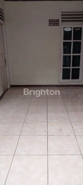 image RUMAH 2 LANTAI, MURAH DAN STRATEGIS DI PAMULANG TANGSEL (3)