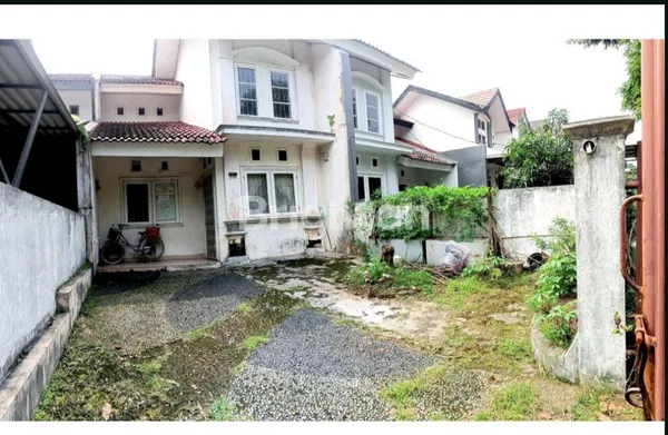 image VILLA SERPONG (8)