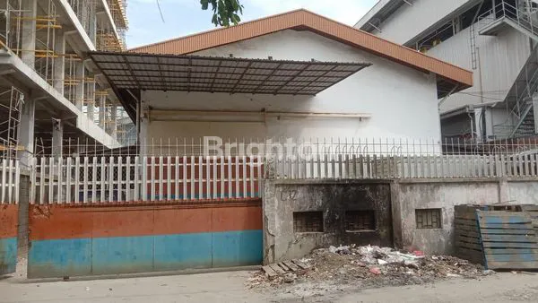 image GUDANG SERBAGUNA YANG SANGAT LUAS DAERAH SUNTER (6)