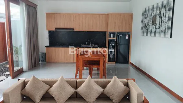 image HOUSE FOR RENT - CIPUTRA AREA  (5)