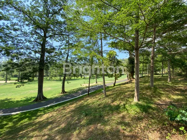 image VILLA GOLF MANSION DENGAN GOLF VIEW TERBAIK TAMAN DAYU, PANDAAN JAWA TIMUR (5)