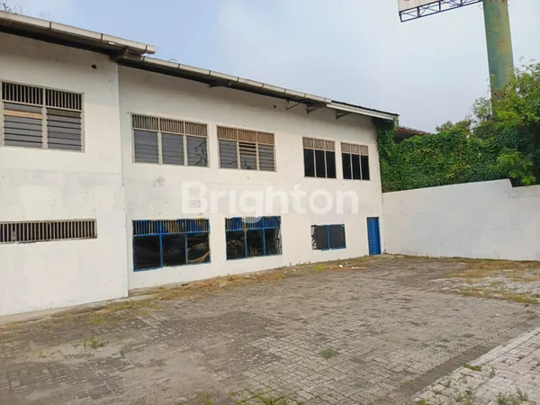 image GUDANG PABRIK PINGGIR JALAN RAYA LINGKAR LUAR DURI KOSAMBI JAKARTA BARAT (4)