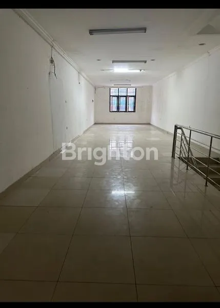 image RUKO GANDENG 4 LANTAI DI ROXY (3)