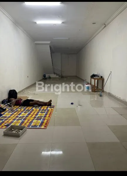 image RUKO GANDENG 4 LANTAI DI ROXY (2)