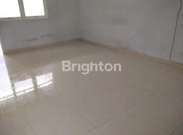 image RUMAH MURAH TENGAH KOTA (2)