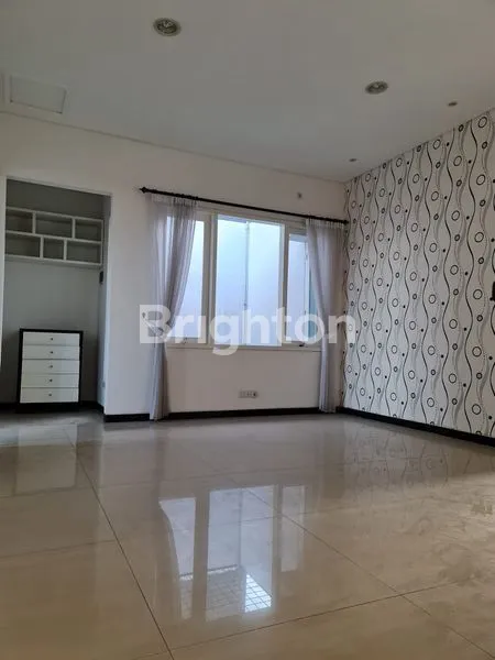 image ROYAL RESIDENCE CLUSTER DEPAN, SEMI FURNISHED (7)