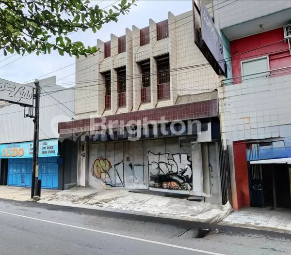 image RUKO STRATEGIS YOS SUDARSO SOLO AKSES JALAN RAYA UTAM (1)