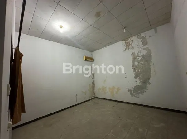 image RUKO STRATEGIS YOS SUDARSO SOLO AKSES JALAN RAYA UTAM (8)