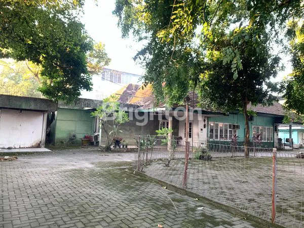image TANAH BESERTA BANGUNAN LAMA (1)